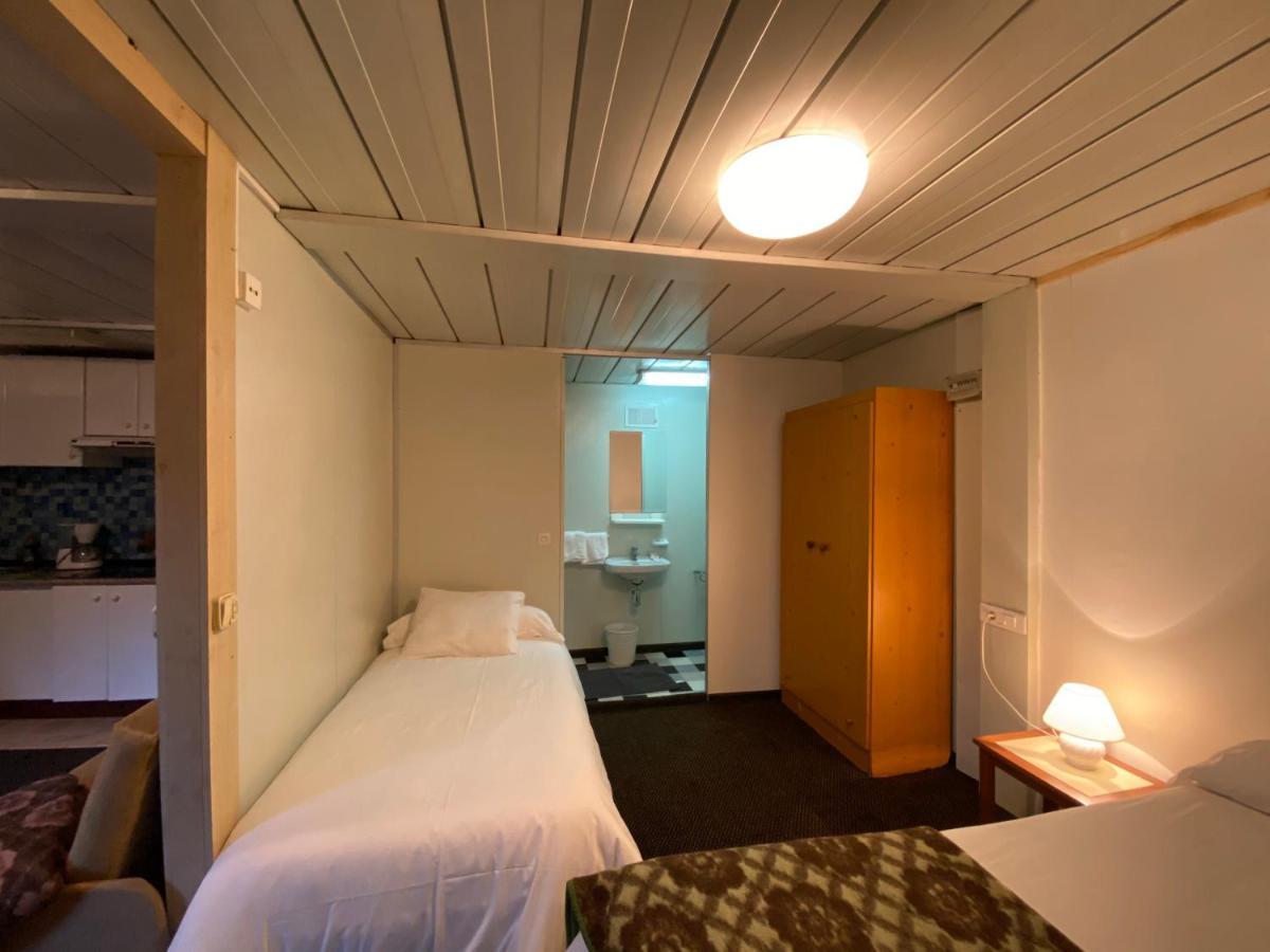 Pension Compostela Inn Cacheiras Buitenkant foto